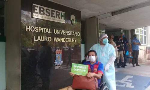 
                                        
                                            HU de João Pessoa dá alta médica a 16º paciente de Manaus internado com Covid
                                        
                                        