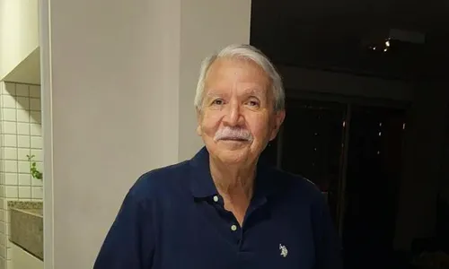 
                                        
                                            Jornalista Martinho Moreira Franco morre ao 74 anos em hospital de João Pessoa
                                        
                                        