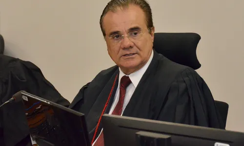 
                                        
                                            Desembargador Saulo Benevides é empossado como novo presidente do TJPB
                                        
                                        