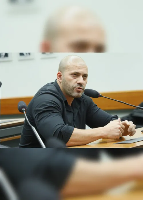
                                        
                                            STF mantém prisão do deputado bolsonarista Daniel Silveira
                                        
                                        