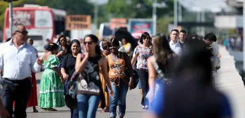 
				
					Após decisões conflitantes, desembargadora decide manter obrigatoriedade de máscaras em João Pessoa
				
				