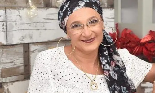 
				
					Paraibana luta contra o câncer pela 4ª vez e acolhe outras mulheres com a doença
				
				
