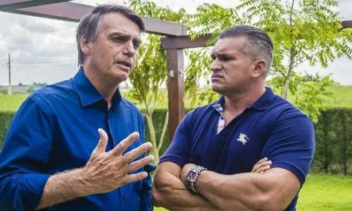 
				
					Julian Lemos fala sobre negociação para Bolsonaro retornar ao PSL: “nunca deveria ter saído”
				
				