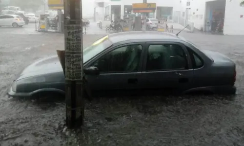 
                                        
                                            Chuvas intensas deixam três famílias desalojadas em Campina Grande
                                        
                                        