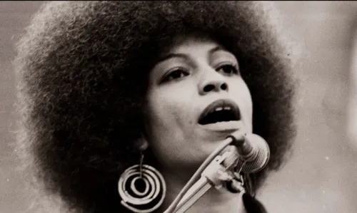 
				
					O BBB21, racismo e Angela Davis, por quem fiquei fascinado há quase 50 anos
				
				