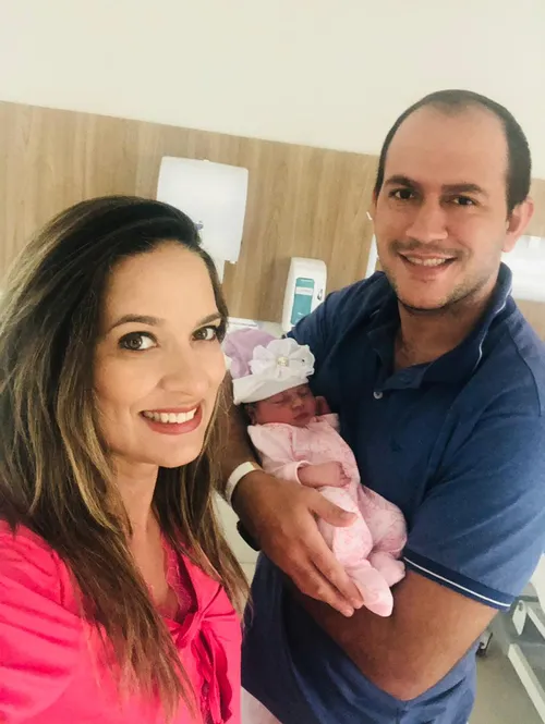 
				
					Filha da jornalista Denise Delmiro nasce em João Pessoa
				
				