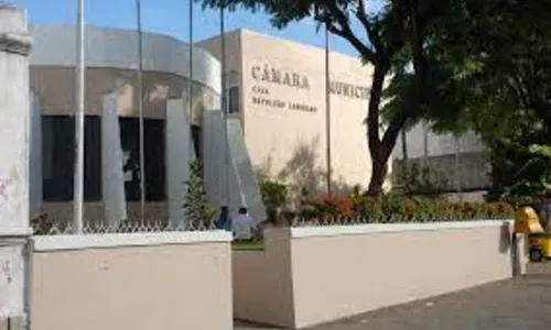 
				
					TCE suspende "licitação dos celulares” da Câmara Municipal de João Pessoa
				
				
