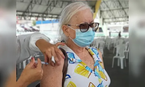 
				
					João Pessoa vacina idosos acima de 60 anos e pessoas com síndrome de Down e autismo
				
				