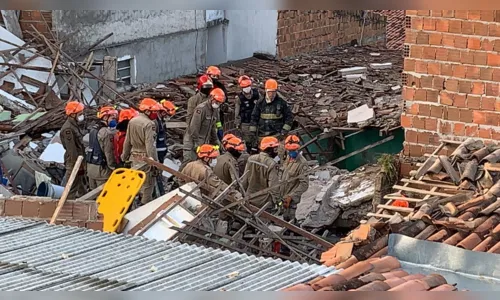
				
					Explosão destrói prédio residencial e deixa mortos e feridos
				
				