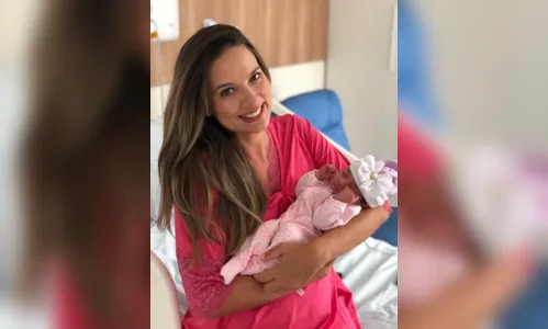 
				
					Filha da jornalista Denise Delmiro nasce em João Pessoa
				
				