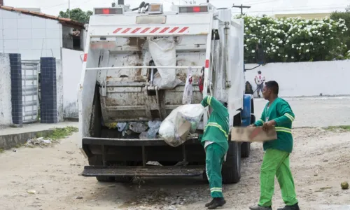 
				
					Auditoria do TCE orienta que Emlur suspenda contrato emergencial com empresas de lixo
				
				