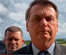 Em comparação esdrúxula, Bolsonaro critica projeto que permite cultivo de maconha para fabricação de medicamentos
