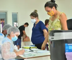 Grávidas e puérperas com comorbidades de CG recebem vacina da Pfizer no sábado