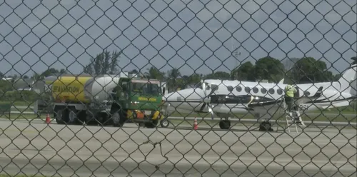 
				
					Mafioso italiano preso em João Pessoa deixa a Paraíba em avião da Polícia Federal
				
				