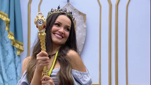 
				
					Juliette bate recorde mundial de 1 milhão de likes em 3 minutos
				
				