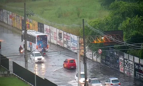 
                                        
                                            Chove mais de 50 milímetros nas últimas doze horas, em João Pessoa
                                        
                                        