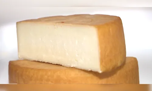 
				
					Produtores inovam sabores de queijos e iogurtes com leite de cabra
				
				