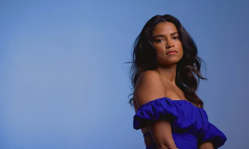 
                                        
                                            Lucy Alves lança 'A falta', terceiro single de disco com releituras do Falamansa
                                        
                                        