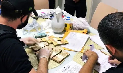 
                                        
                                            Operação da PF contra tráfico internacional de drogas cumpre 4 mandados na PB
                                        
                                        