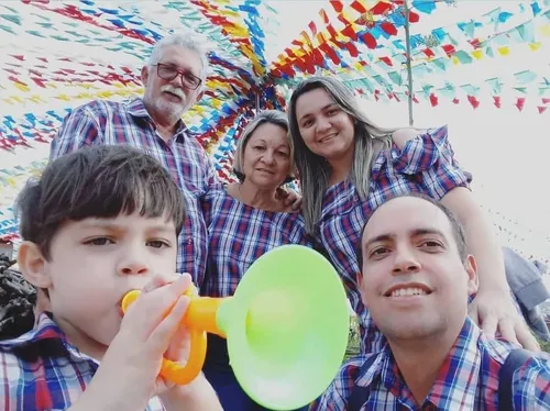 
				
					São João: confira as fotos já exibidas no Baú Junino
				
				