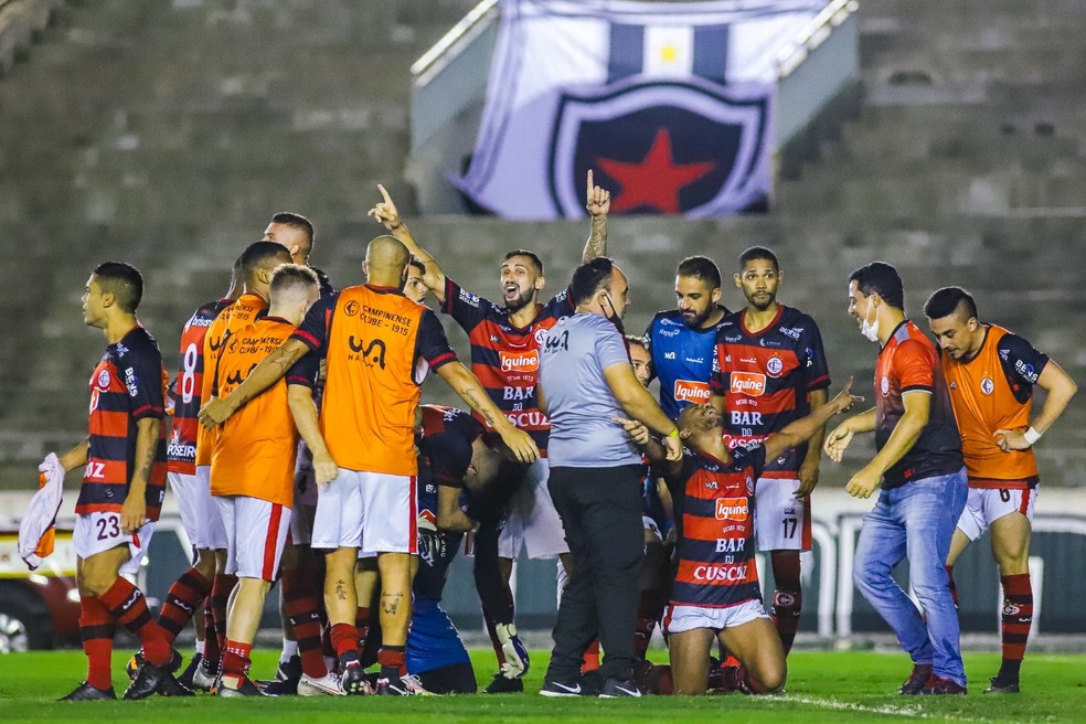 
                                        
                                            Campinense inicia Série D do Campeonato Brasileiro em jogo contra o Caucaia
                                        
                                        