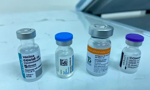 
                                        
                                            Testes de Covid-19 e doses de vacina são distribuídos nesta segunda para cidades da PB
                                        
                                        