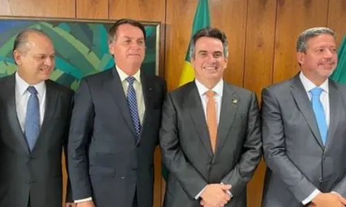 
				
					Bolsonaro se agarra a Ciro Nogueira, abraça de vez o centrão para "sobreviver" e cria ministério para encaixar Onyx
				
				