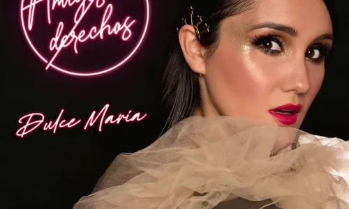 
                                        
                                            Dulce Maria fala sobre nova música e maternidade: 'Estou redescobrindo minha vida'
                                        
                                        