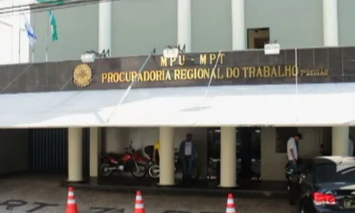 
                                        
                                            Onze paraibanos são resgatados em Fortaleza vítimas de trabalho escravo
                                        
                                        