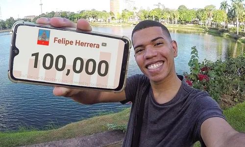 
                                        
                                            Youtuber acumula mais de 19 milhões de visualizações com vídeos sobre João Pessoa
                                        
                                        