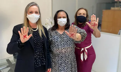 
                                        
                                            Projeto que fornece assistência a mulheres vítimas de violência doméstica é retomado
                                        
                                        