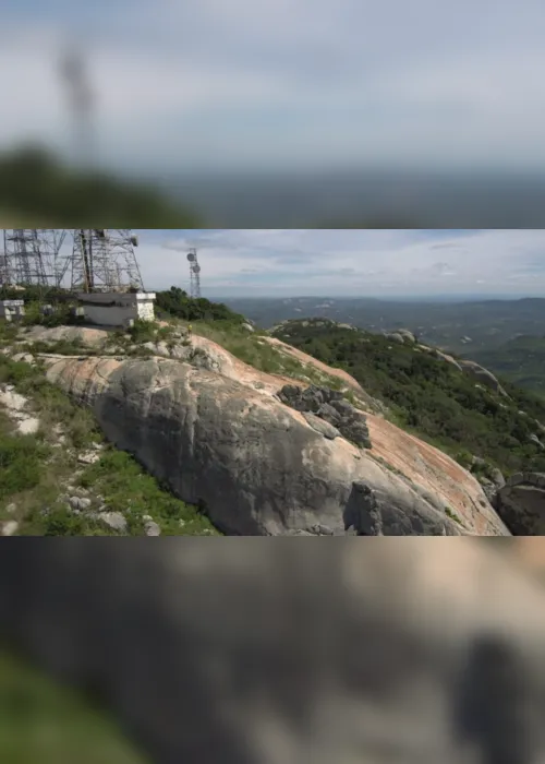 
                                        
                                            Mulher cai de uma altura de 2 metros no Pico do Jabre, em Matureia
                                        
                                        