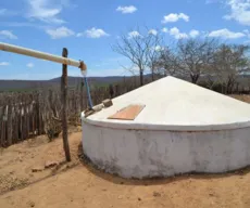 Em busca de popularidade no Nordeste, Bolsonaro lança programa de construção de cisternas em escolas rurais