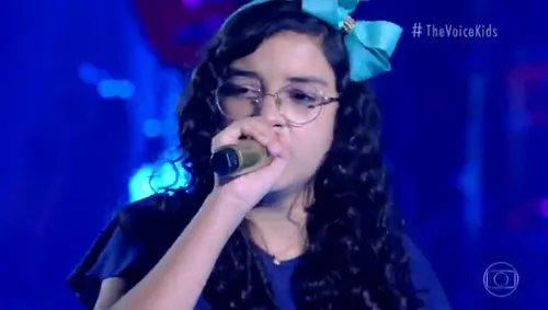 
				
					Paraibana Helloysa do Pandeiro passa de fase no The Voice Kids
				
				