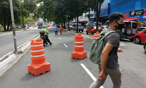 
                                        
                                            Trecho de avenida no Centro de João Pessoa é bloqueado para serviço da Cagepa
                                        
                                        