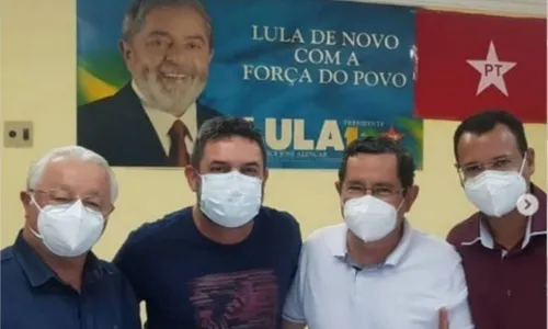 
				
					Grupo contra Ricardo Coutinho no PT lança Charliton Machado como pré-candidato ao Senado
				
				