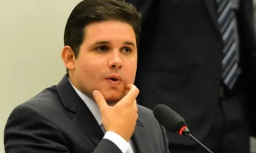 
				
					Se o Senado barrar as coligações, será uma interferência muito grande, diz Hugo Motta
				
				