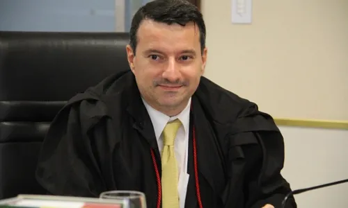 
				
					Novo procurador-geral de Justiça prega equilíbrio em investigações como Calvário e Xeque-mate
				
				