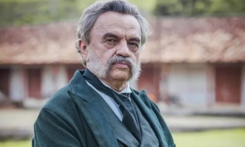 
                                        
                                            José Dumont é retirado de novela da Globo após ser preso suspeito de estupro de vulnerável
                                        
                                        