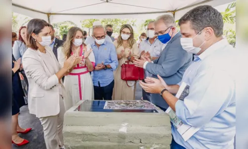 
				
					Michelle Bolsonaro e Queiroga visitam local do futuro Hospital de Doenças Raras
				
				