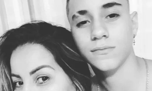 
                                        
                                            Walkyria Santos lamenta morte do filho e faz alerta: 'essa internet está doente'
                                        
                                        