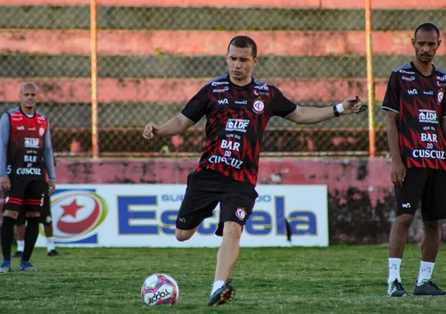 
				
					Técnico do Campinense fala sobre partida contra o Guarany de Sobral e vê time forte no próximo domingo
				
				