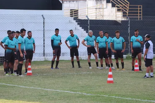 
				
					Diretoria do Treze deve anunciar um zagueiro e um atacante nos próximos dias, para o pré-Nordestão
				
				