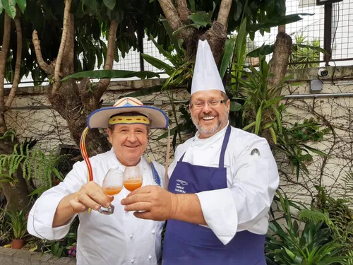 
				
					Chef francês defende carne de bode na alta gastronomia em aula gratuita sobre o tema na PB
				
				