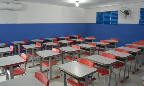 
                                        
                                            No modelo híbrido, atividades presenciais das escolas da Paraíba começam nesta quinta-feira
                                        
                                        