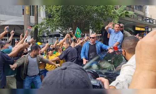 
				
					Em Caruaru, Bolsonaro defende "enquadrar" ministros do STF
				
				