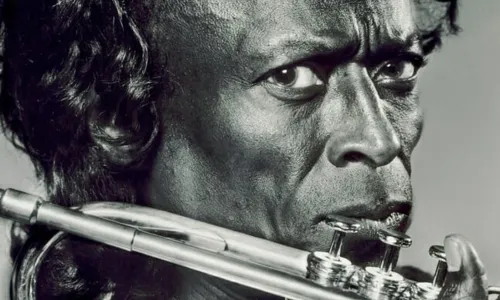 
                                        
                                            Concerto na UFPB faz tributo a Miles Davis, último gênio do jazz
                                        
                                        