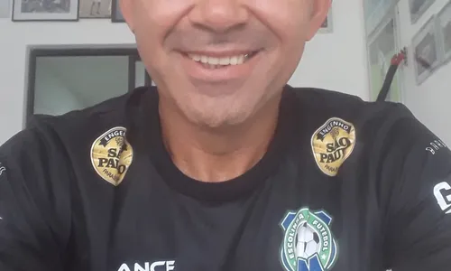 
                                        
                                            Botafogo-PB confirma ex-jogador Maia como novo técnico do sub-19
                                        
                                        