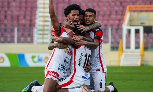 
                                        
                                            Campinense empata em 2 a 2 com o Sergipe, no primeiro jogo do mata-mata da Série D
                                        
                                        