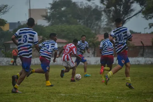 
				
					Auto Esporte aplica nova goleada no segundo teste de pré-temporada
				
				